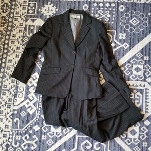 Tahari Arthur S Levine Striped Business Pant Suit